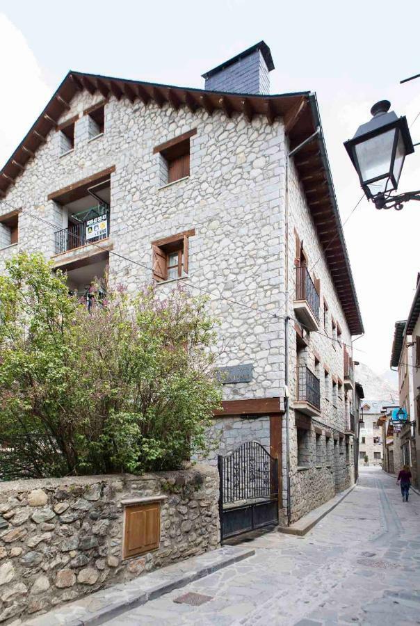 Apartamento En Benasque Casa Sinantonio - Inmocyma Kültér fotó