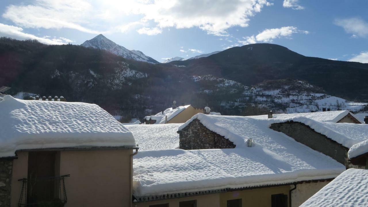 Apartamento En Benasque Casa Sinantonio - Inmocyma Kültér fotó